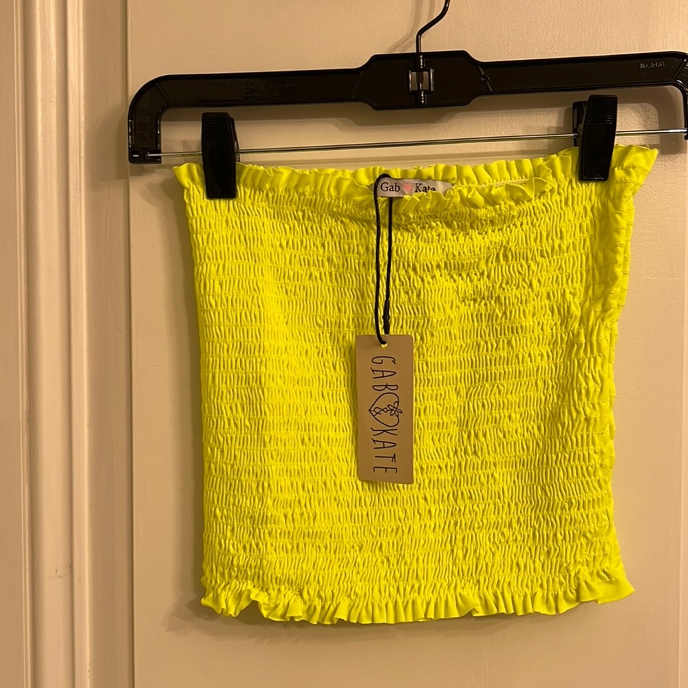 NWT Gab Kate smocked yellow tube top